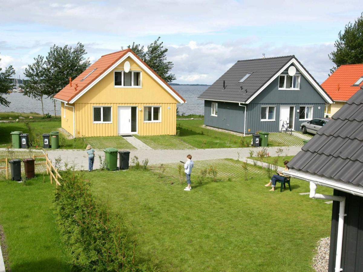 8 Person Holiday Home In Гельтинг Экстерьер фото